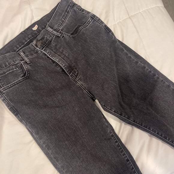 black levis skinny jeans - Picture 2 of 5